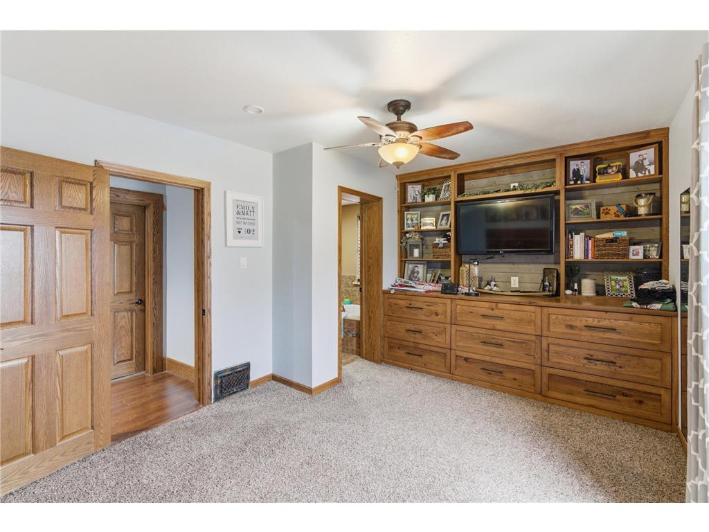 136 1st Avenue Alden MN 56009 6809987 image20