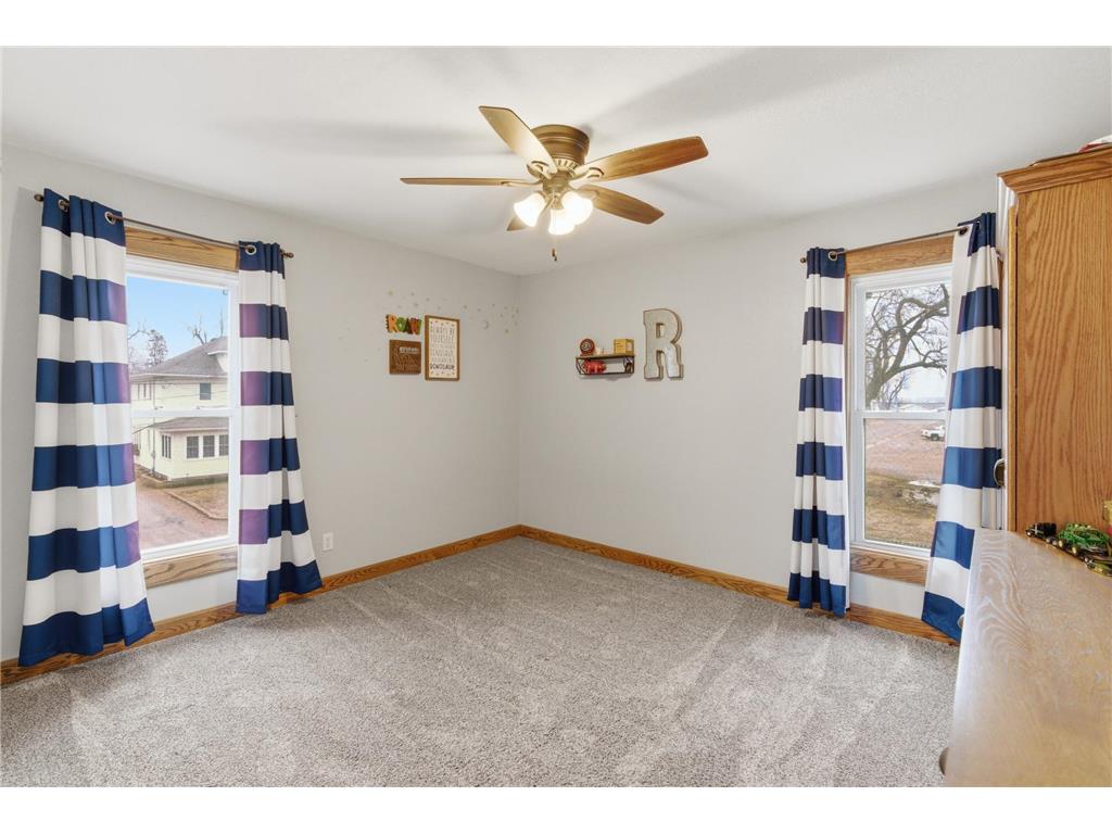 136 1st Avenue Alden MN 56009 6809987 image29