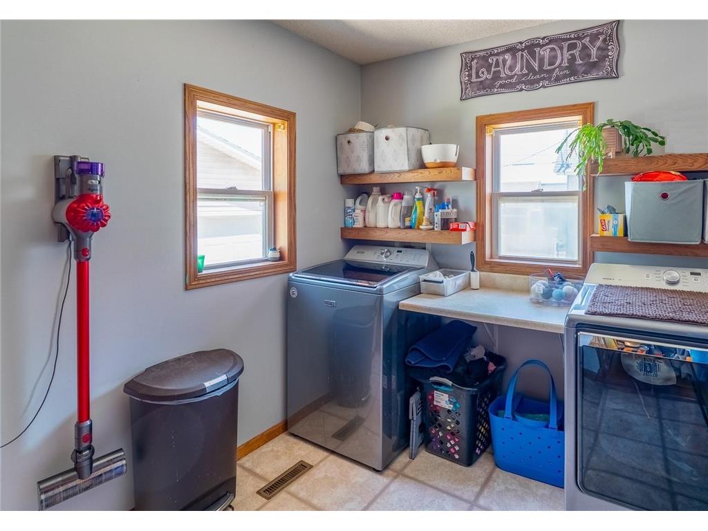 136 1st Avenue Alden MN 56009 6809987 image5