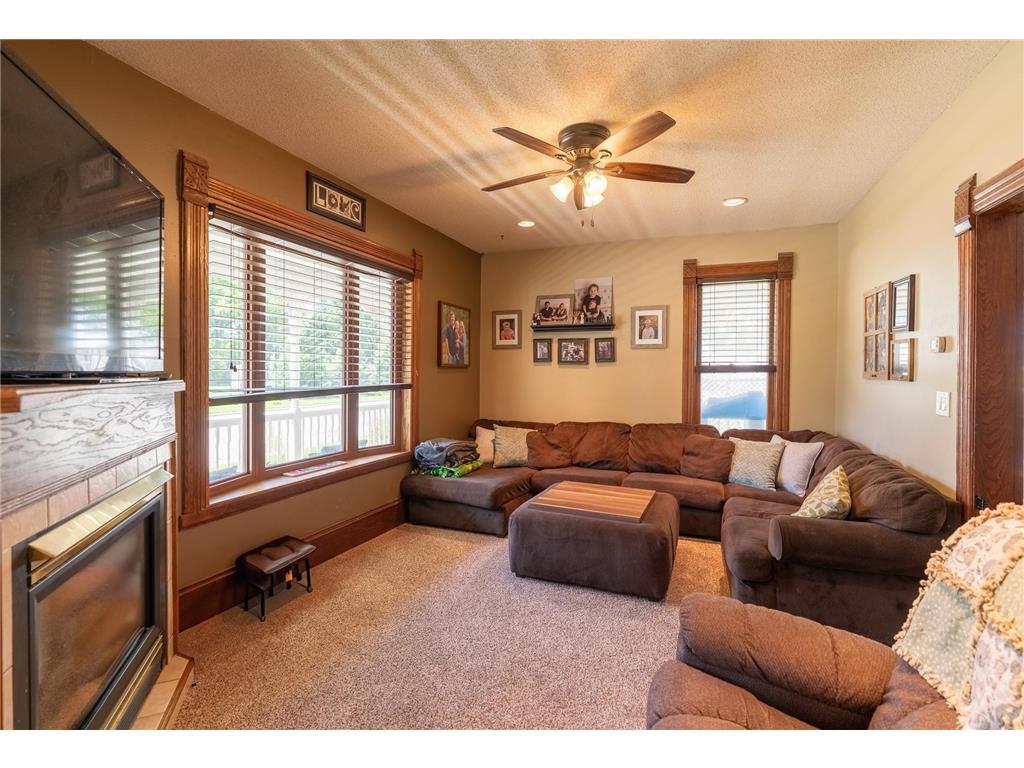 136 1st Avenue Alden MN 56009 6809987 image9