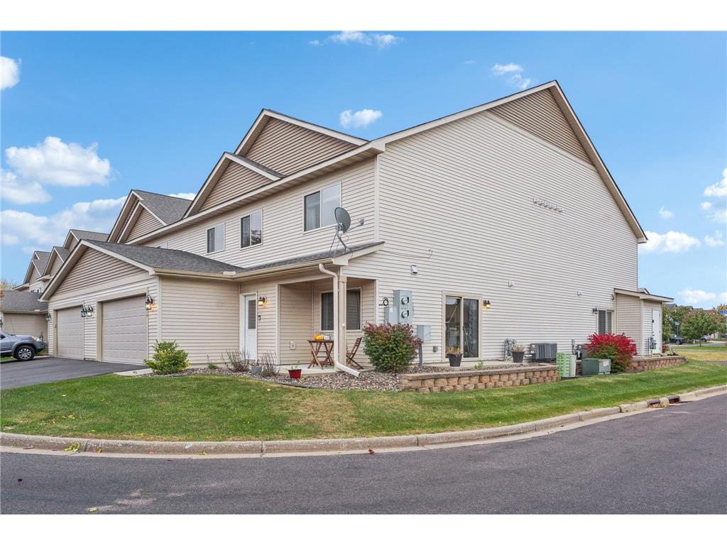 136 Jessica Place River Falls WI 54022 6658256 image1