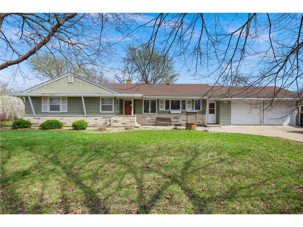 136 N Park Lane Le Sueur MN 56058 7056549 image1