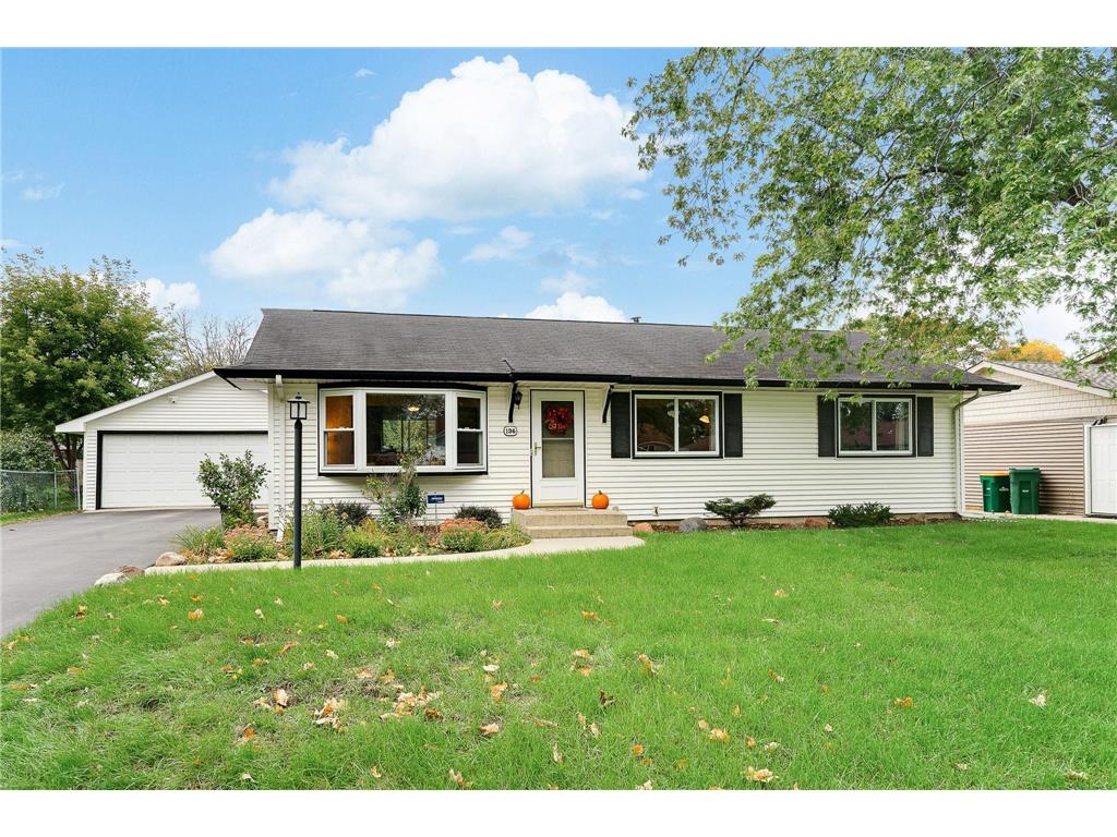 136 Oakwood Road Apple Valley MN 55124 6443406 image1
