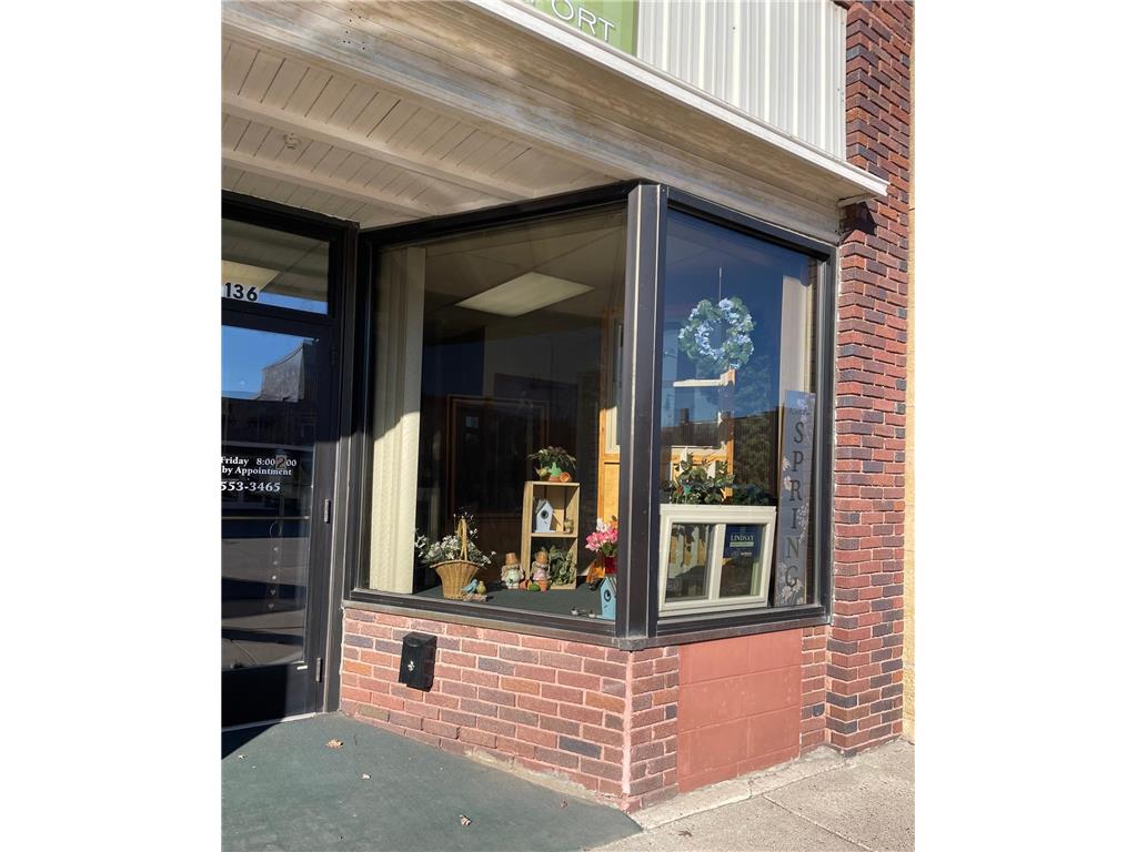136 S Broadway Wells MN 56097 7027201 image11