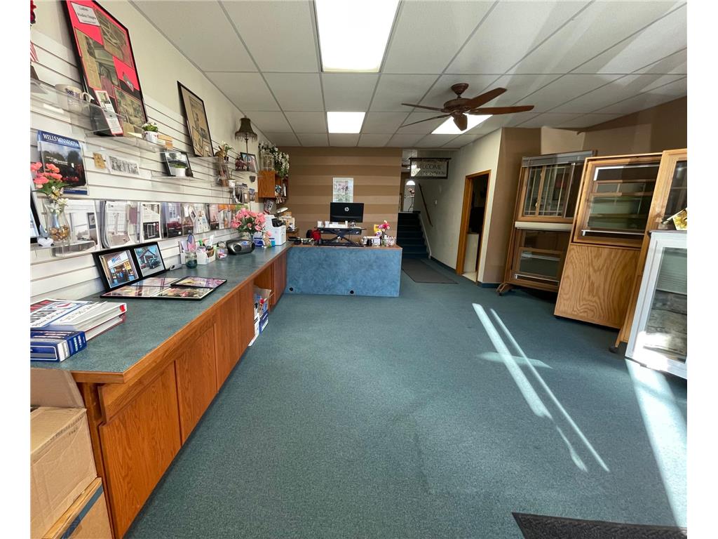 136 S Broadway Wells MN 56097 7027201 image3