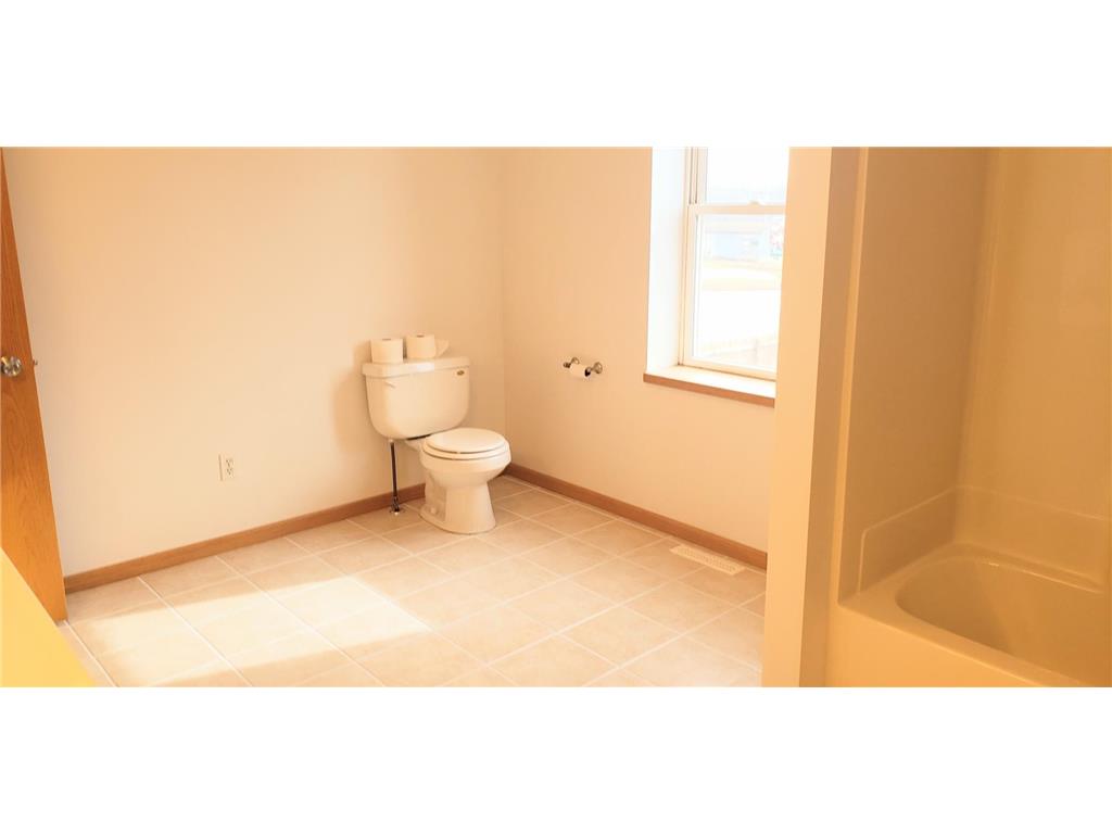 136 S Main Street Kiester MN 56051 6794385 image27