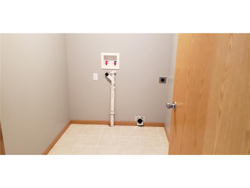 136 S Main Street Kiester MN 56051 6794385 image34