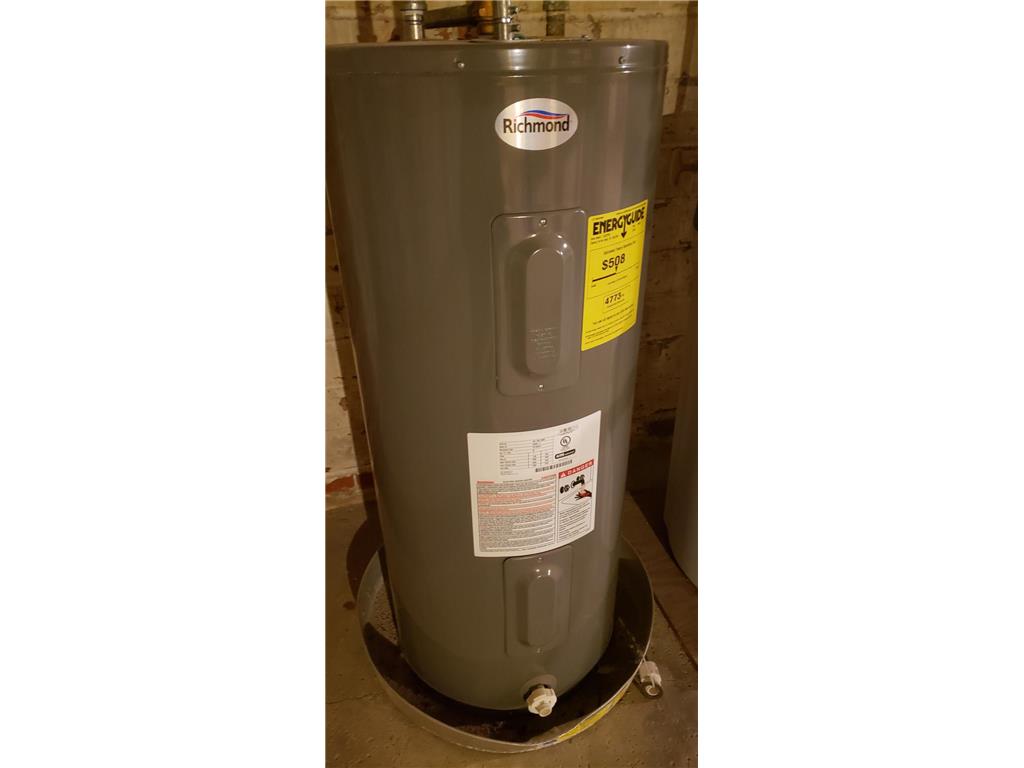 136 S Main Street Kiester MN 56051 6794385 image39