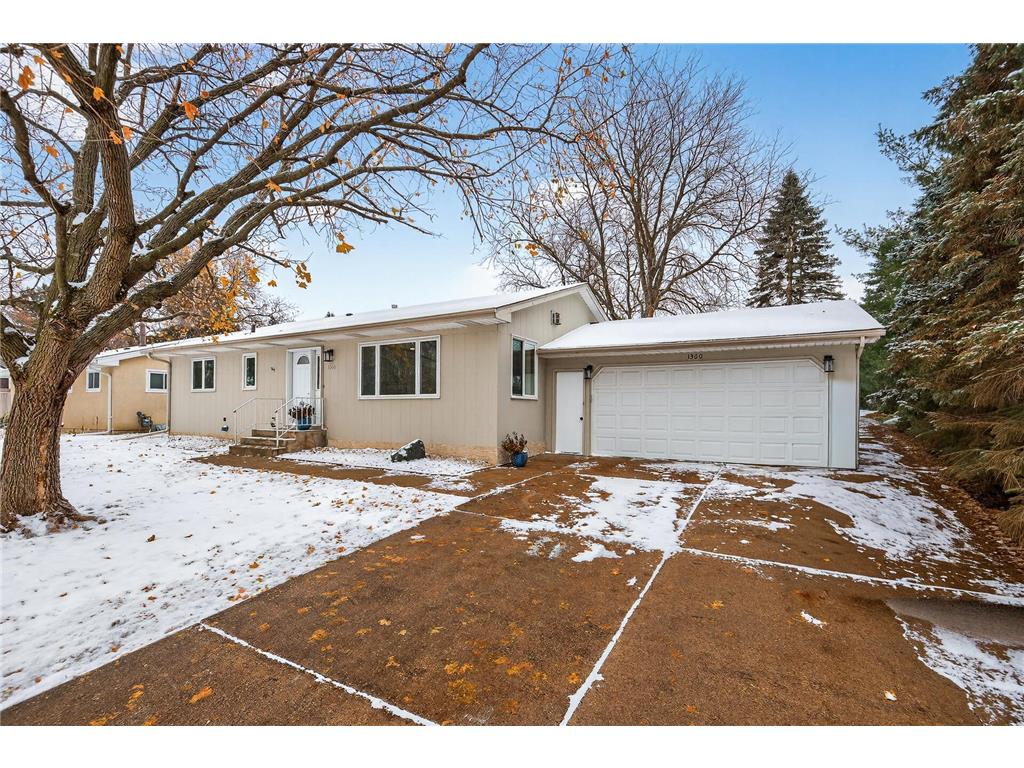 1360 County Road C E Maplewood MN 55109 6822636 image1