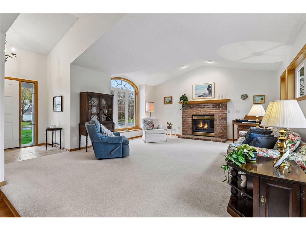 1360 Mockingbird Drive Waconia MN 55387 7059892 image4