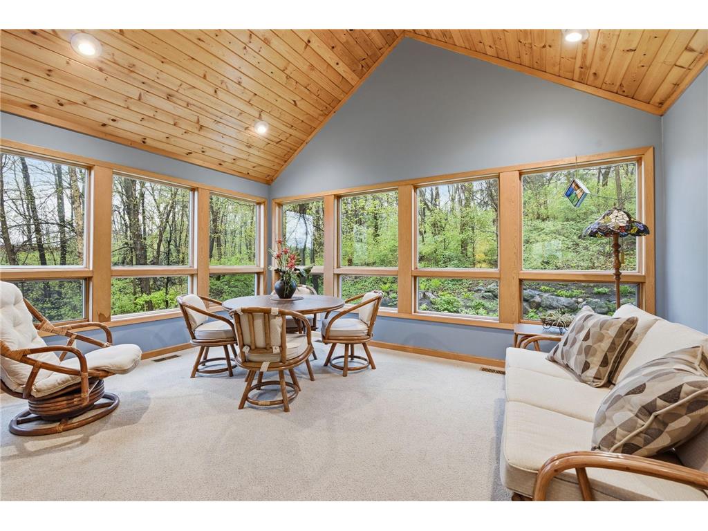 1360 Parkview Drive Chaska MN 55318 7080472 image10