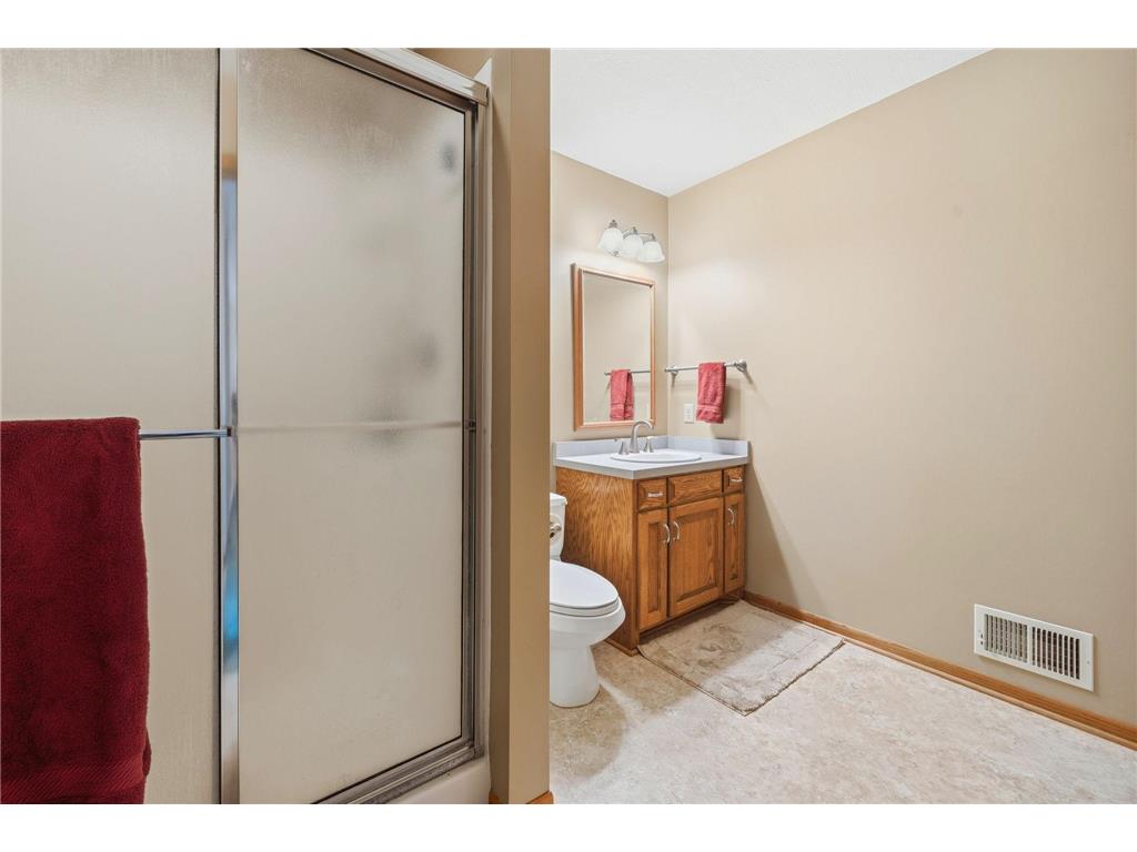 1360 Parkview Drive Chaska MN 55318 7080472 image15