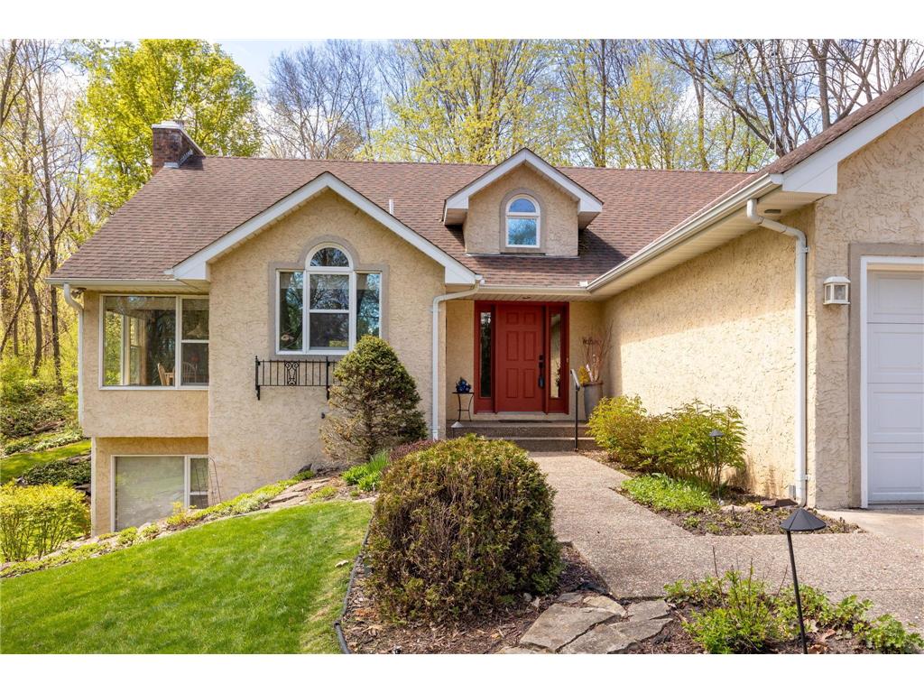 1360 Parkview Drive Chaska MN 55318 7080472 image2
