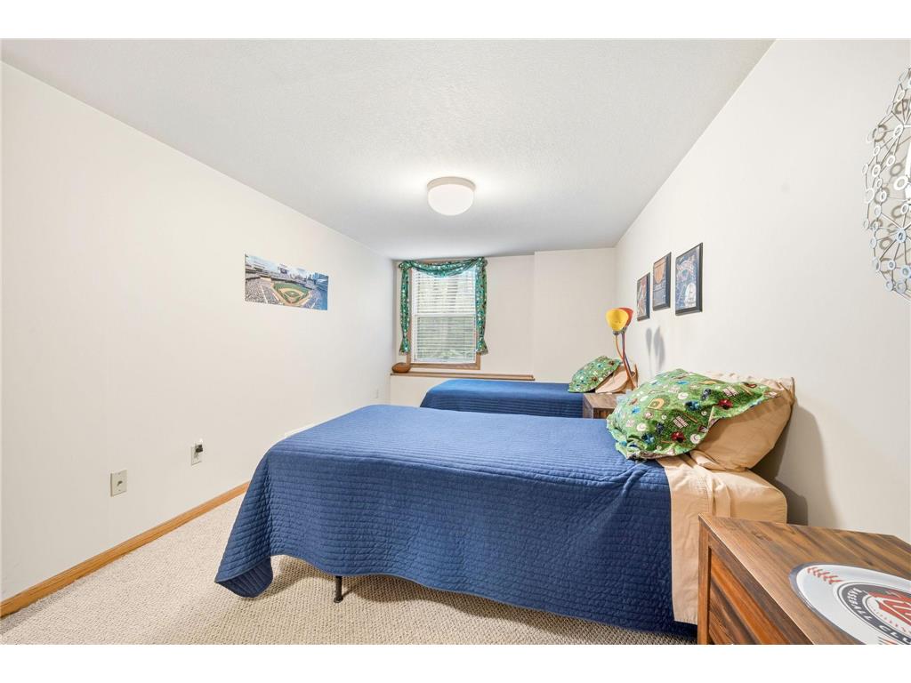 1360 Parkview Drive Chaska MN 55318 7080472 image23