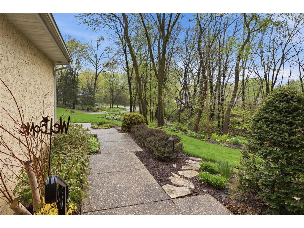 1360 Parkview Drive Chaska MN 55318 7080472 image30