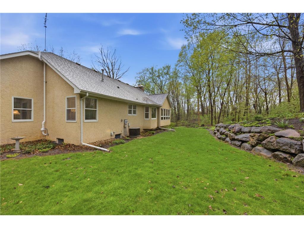 1360 Parkview Drive Chaska MN 55318 7080472 image34