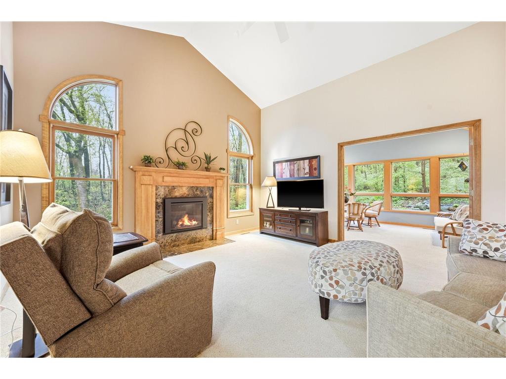 1360 Parkview Drive Chaska MN 55318 7080472 image4