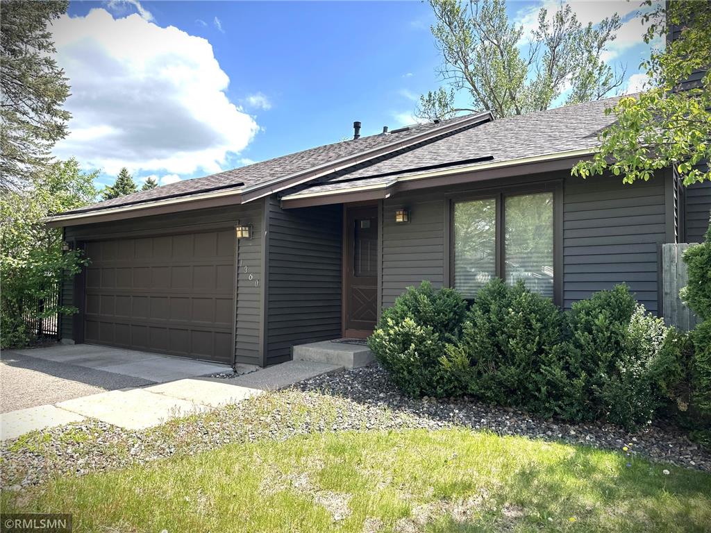 1360 Willow Creek Lane Shoreview MN 55126 7083974 image1