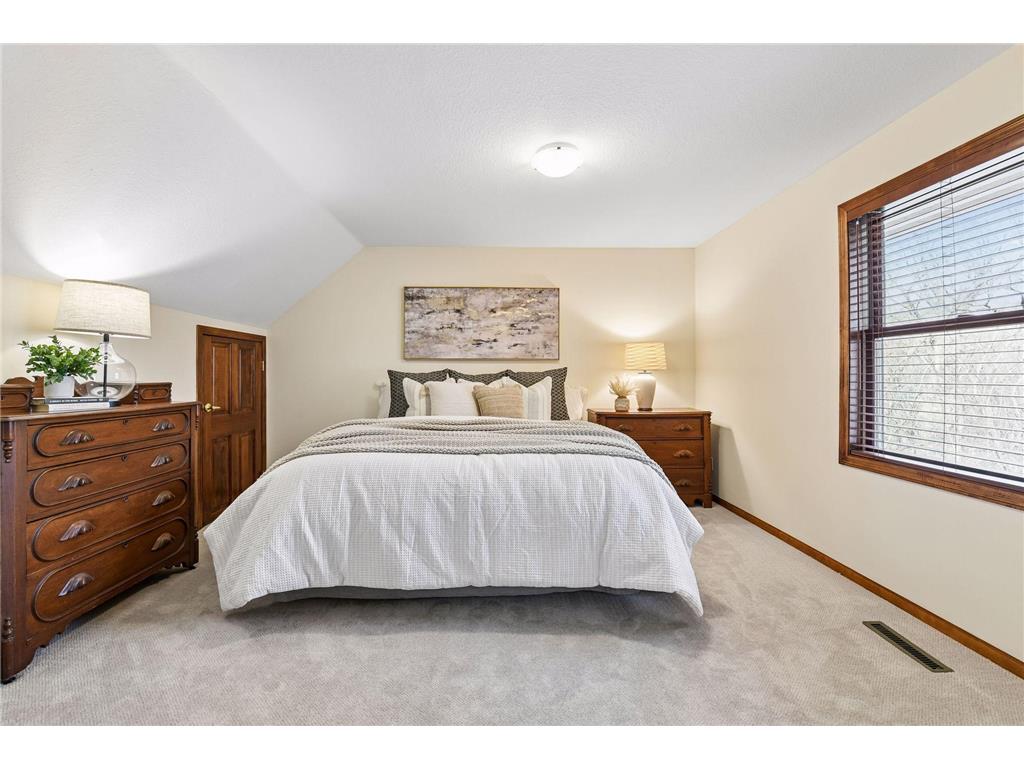 1360 Zircon Lane N Plymouth MN 55447 7020135 image30