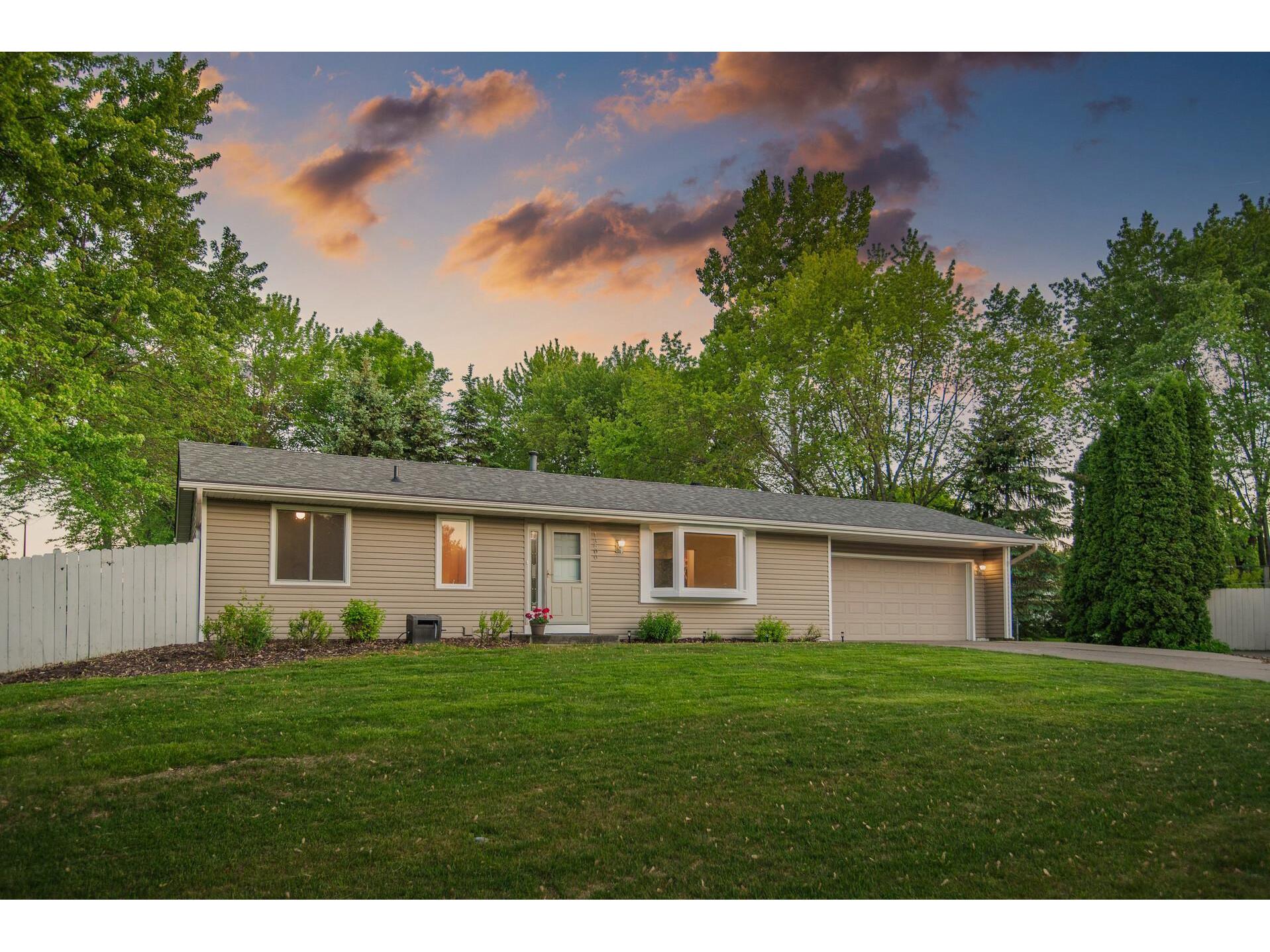 13600 Johnny Cake Ridge Road, Apple Valley, MN 55124 MLS 5731339