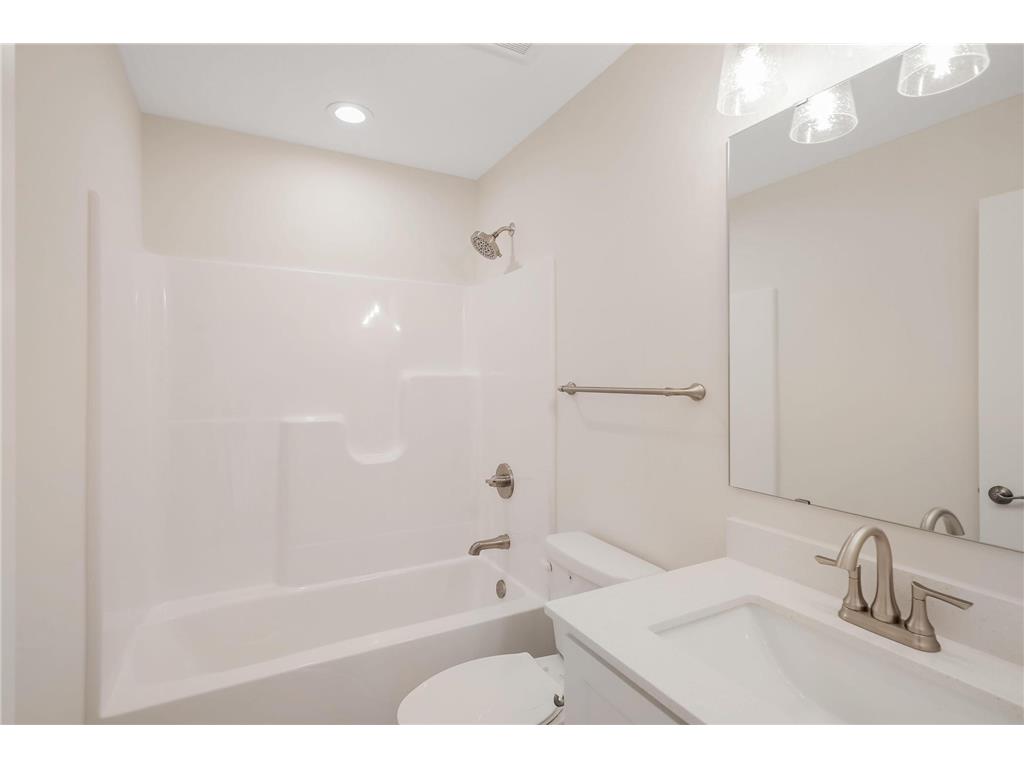 13601 Arrowhead Way Rosemount MN 55068 7066237 image29