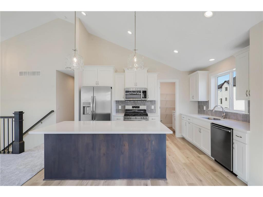 13601 Arrowhead Way Rosemount MN 55068 7066237 image4