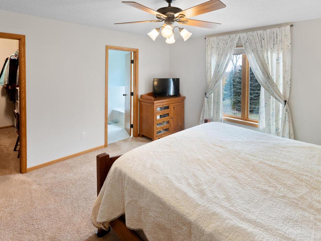 13605 Dan Patch Lane Savage MN 55378 6809010 image25