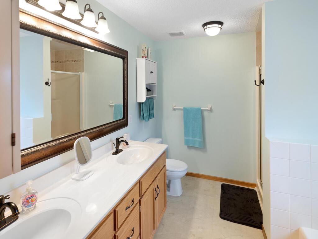 13605 Dan Patch Lane Savage MN 55378 6809010 image26