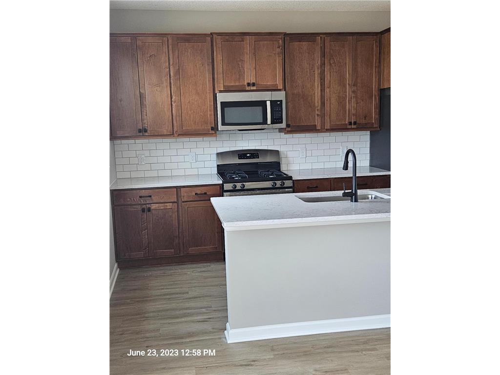 13609 pine dr Rogers MN 55374 6432680 image1