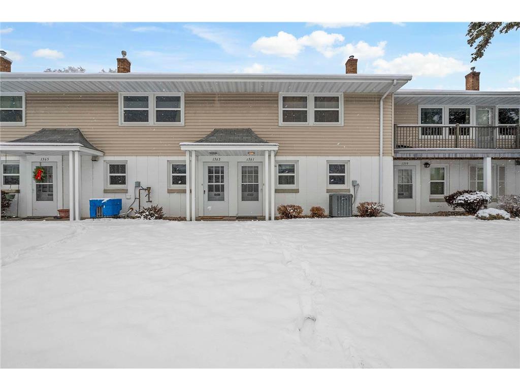 1361 Colonial Drive, Roseville, MN 55113 MLS 6311093 Edina Realty