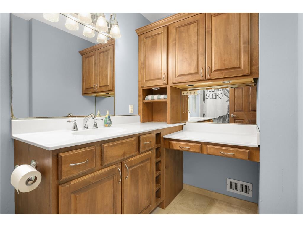 13611 86th Avenue N Maple Grove MN 55369 7072376 image14