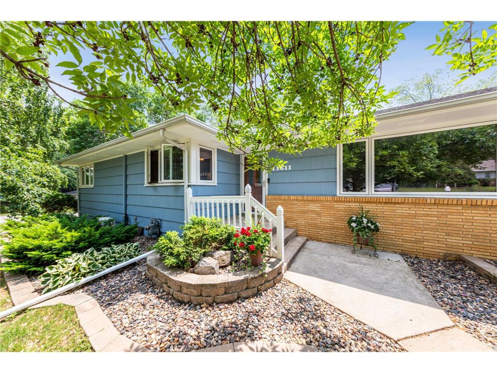 13611 Bellevue Drive Minnetonka MN 55345 6365054 image1