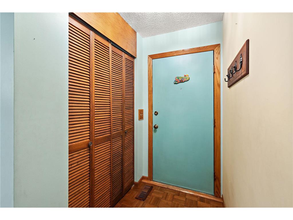 13612 Heather Hills Drive Burnsville MN 55337 7059095 image22