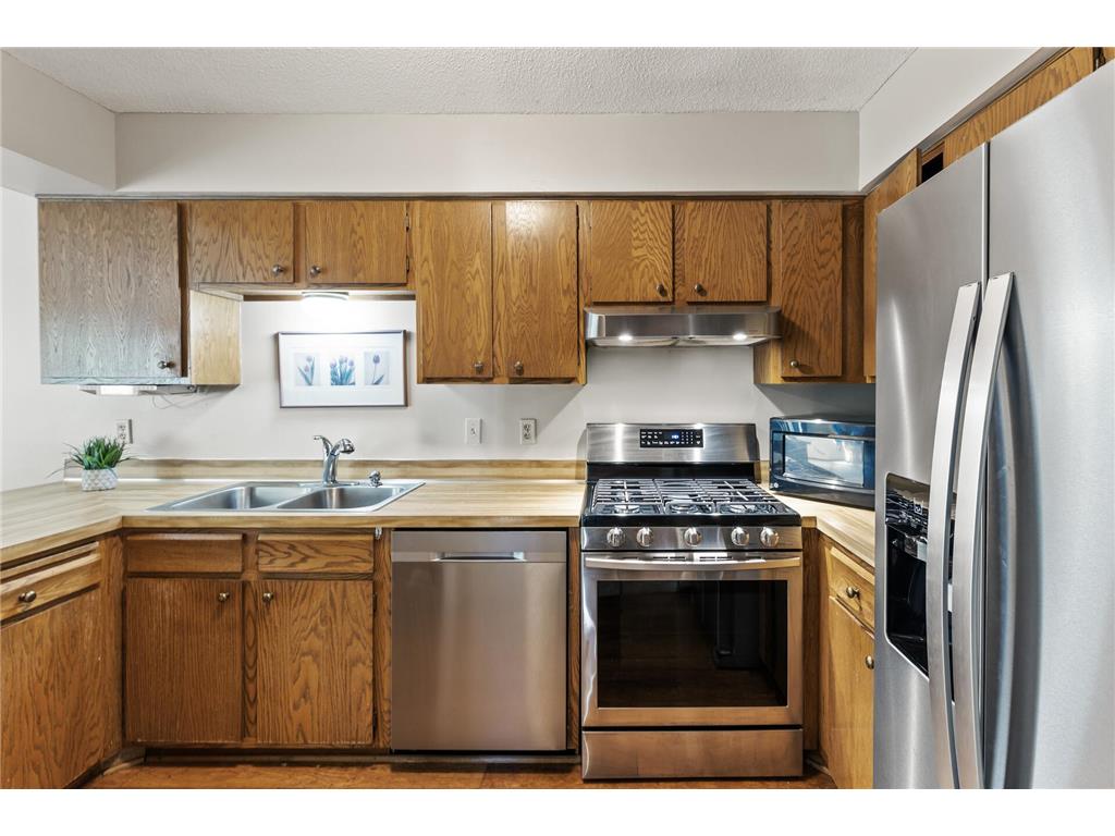 13617 Knox Drive Burnsville MN 55337 6618245 image1