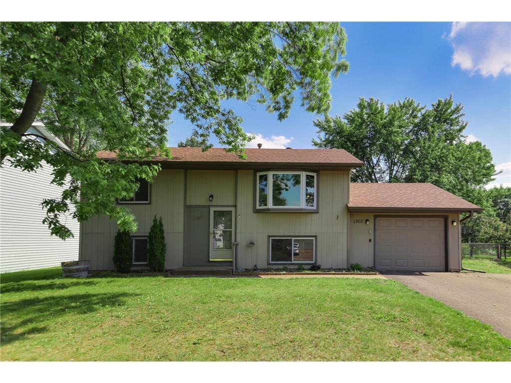 1362 Meadowmoor Drive NE Fridley MN 55432 6732898 image1
