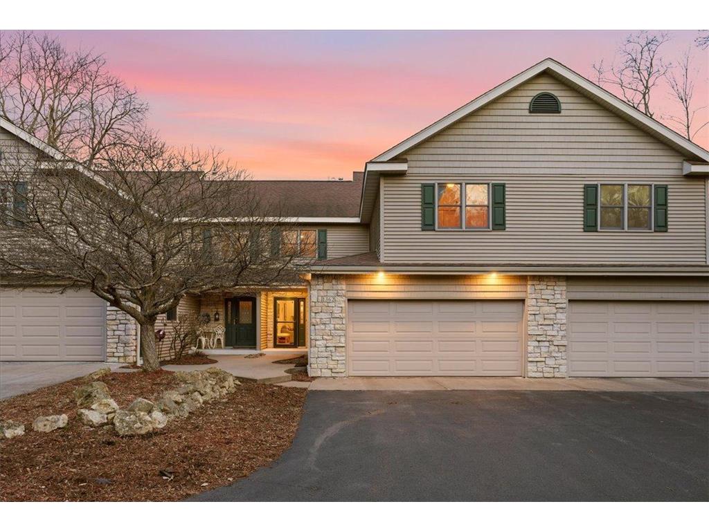 1362 Riverside Drive #1362 River Falls WI 54022 - Kinnickinnic River 7046877 image4