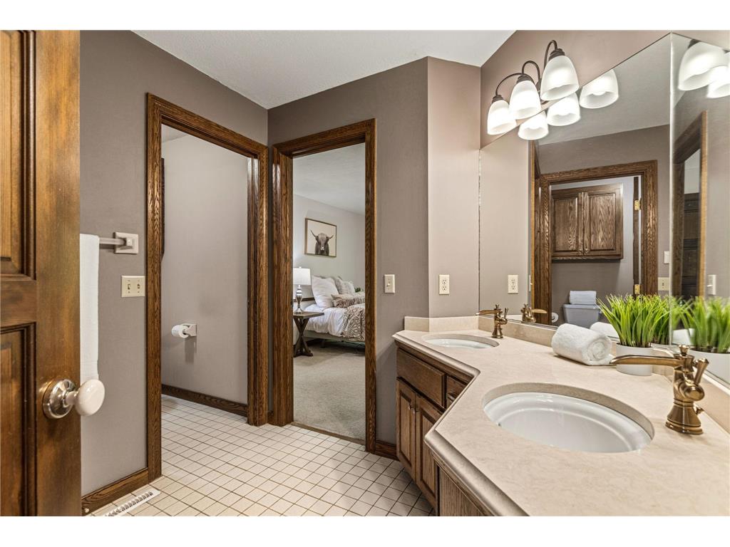 13620 Gurney Path Apple Valley MN 55124 7072111 image28