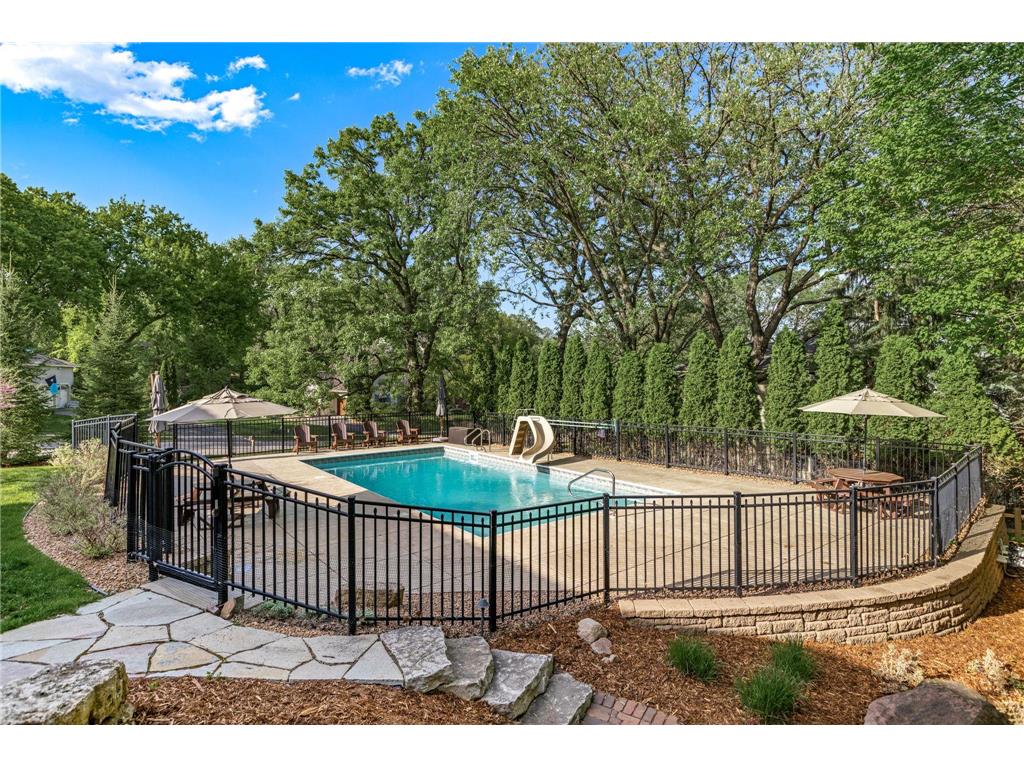 13620 Gurney Path Apple Valley MN 55124 7072111 image37