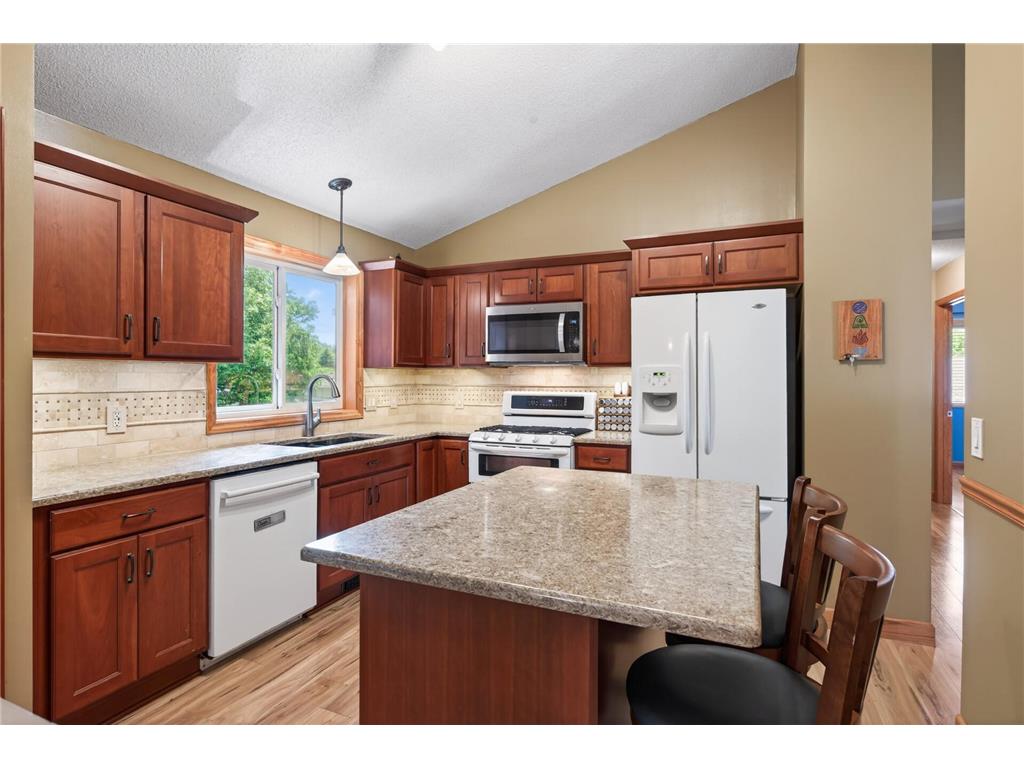 13628 Bryant Place S Burnsville MN 55337 7076582 image18