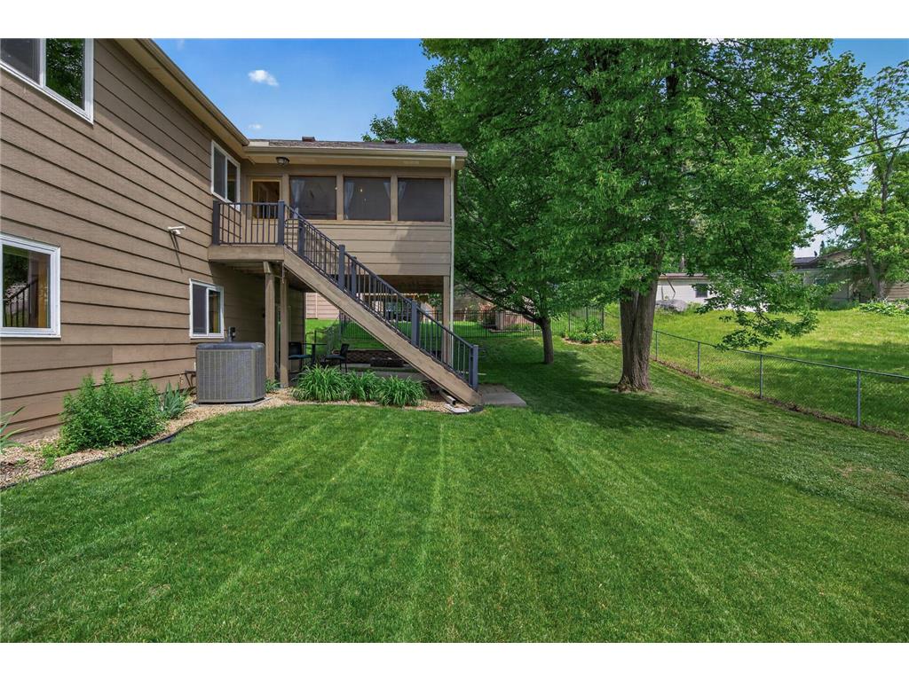 13628 Bryant Place S Burnsville MN 55337 7076582 image2