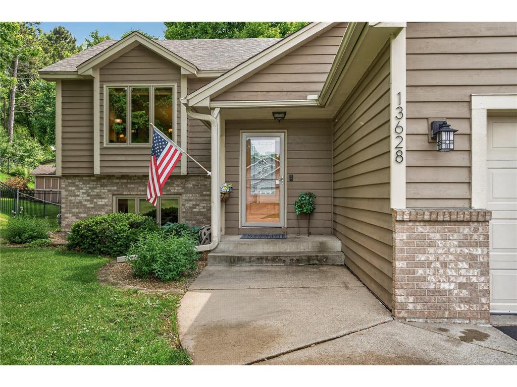 13628 Bryant Place S Burnsville MN 55337 7076582 image4