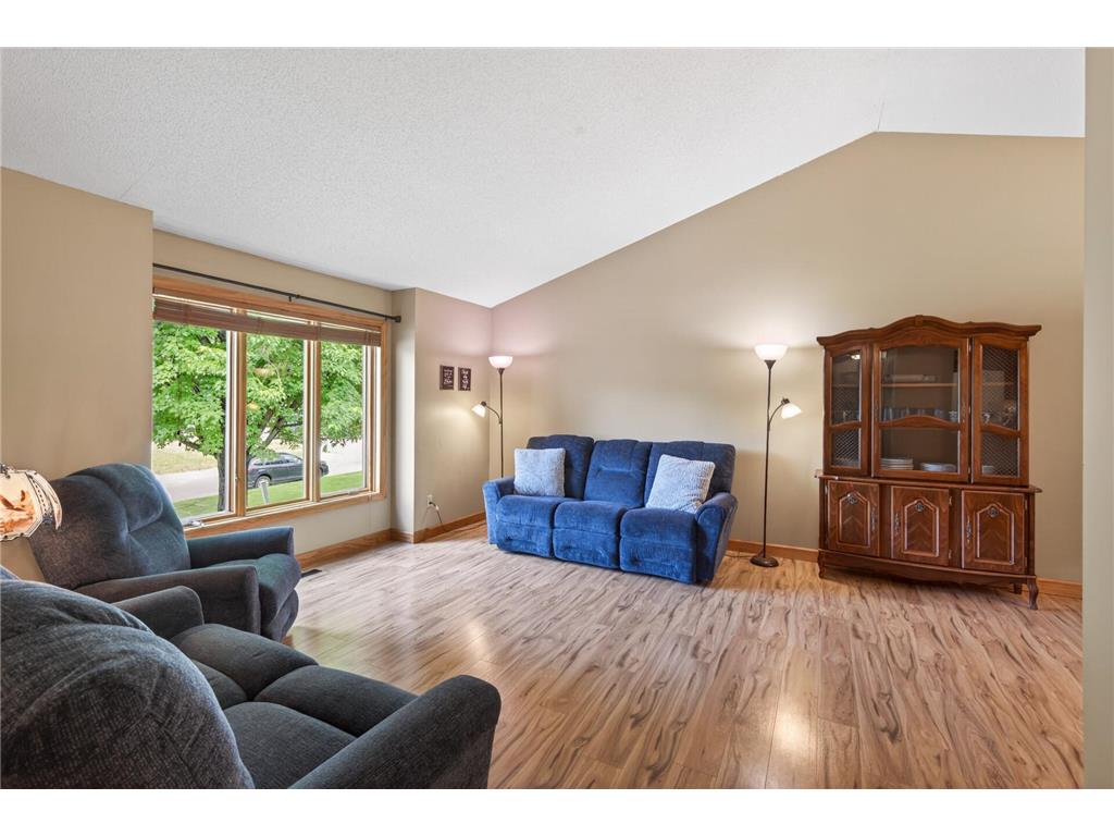13628 Bryant Place S Burnsville MN 55337 7076582 image8