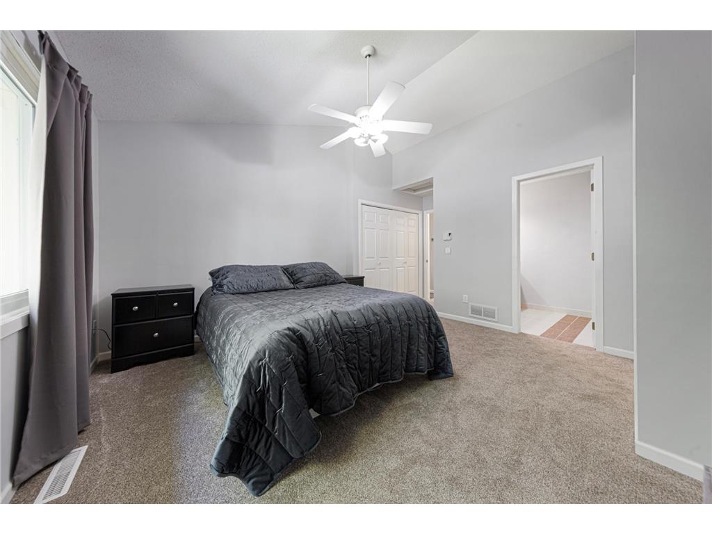13628 Vincent Circle Burnsville MN 55337 7109941 image23