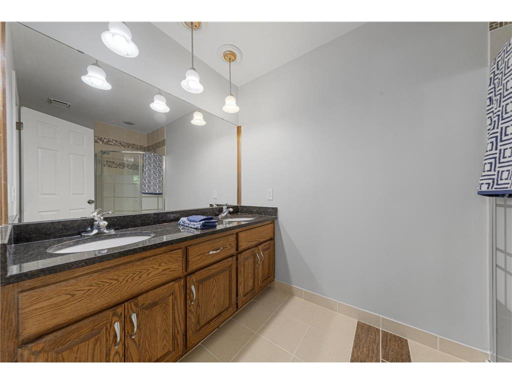 13628 Vincent Circle Burnsville MN 55337 7109941 image24
