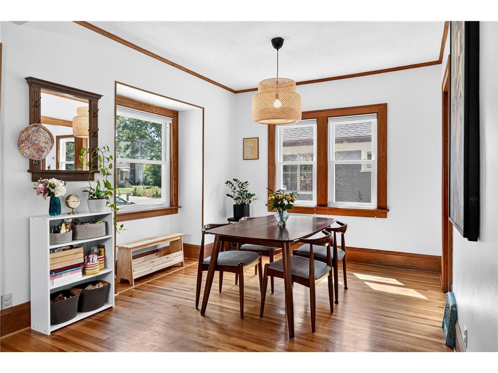 1363 Hewitt Avenue Saint Paul MN 55104 7105590 image1