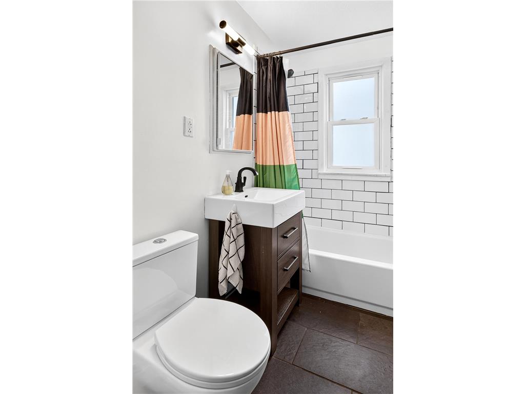 1363 Hewitt Avenue Saint Paul MN 55104 7105590 image9