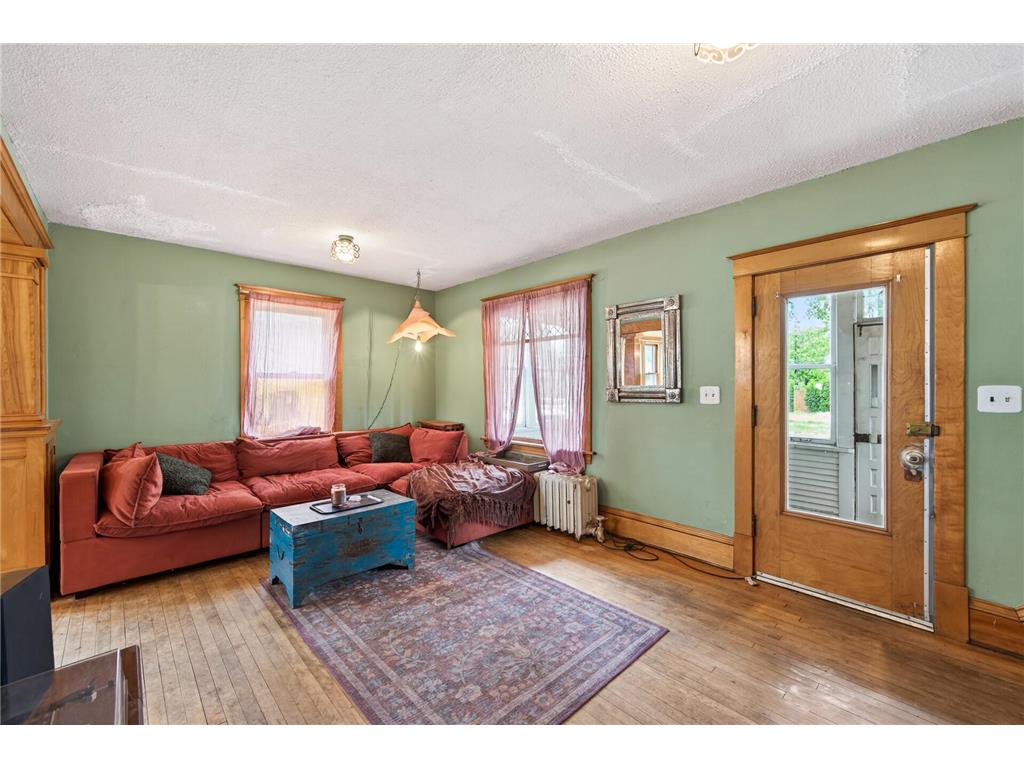 1363 Thomas Avenue Saint Paul MN 55104 7024735 image10