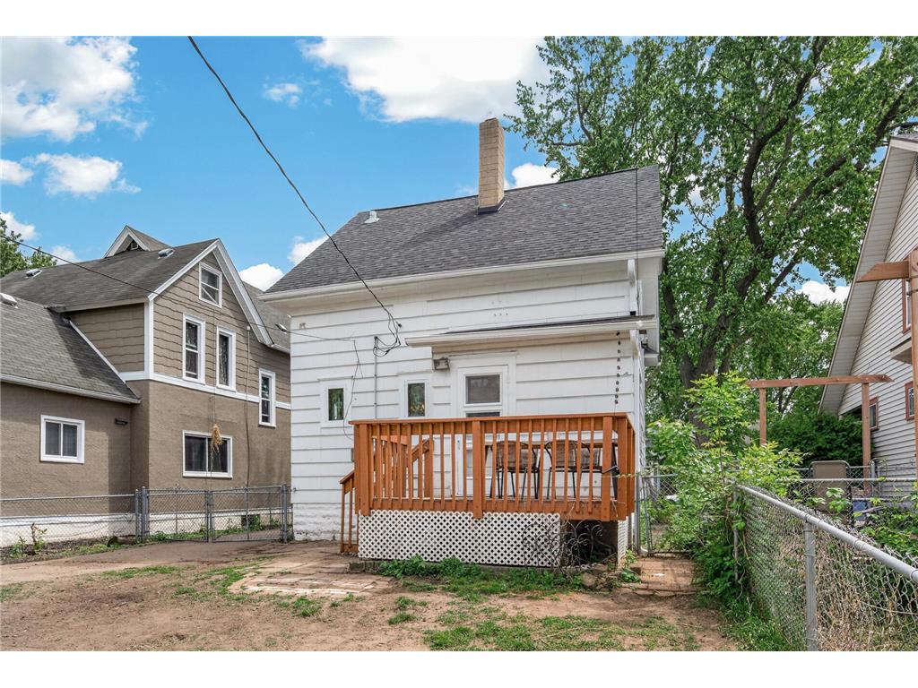 1363 Thomas Avenue Saint Paul MN 55104 7024735 image40