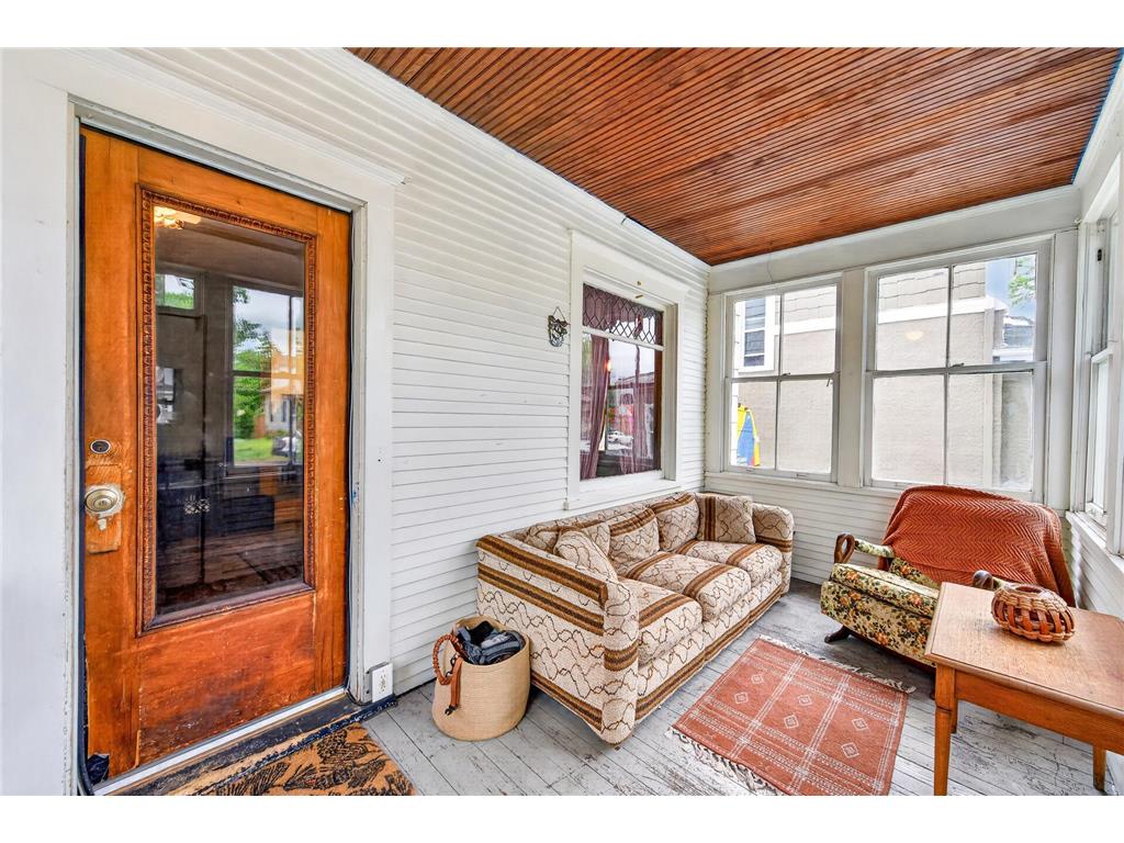 1363 Thomas Avenue Saint Paul MN 55104 7024735 image6