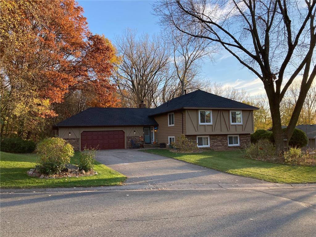 1364 Lakeside Drive, Eagan, MN, 55123 MLS 6346764 Edina Realty